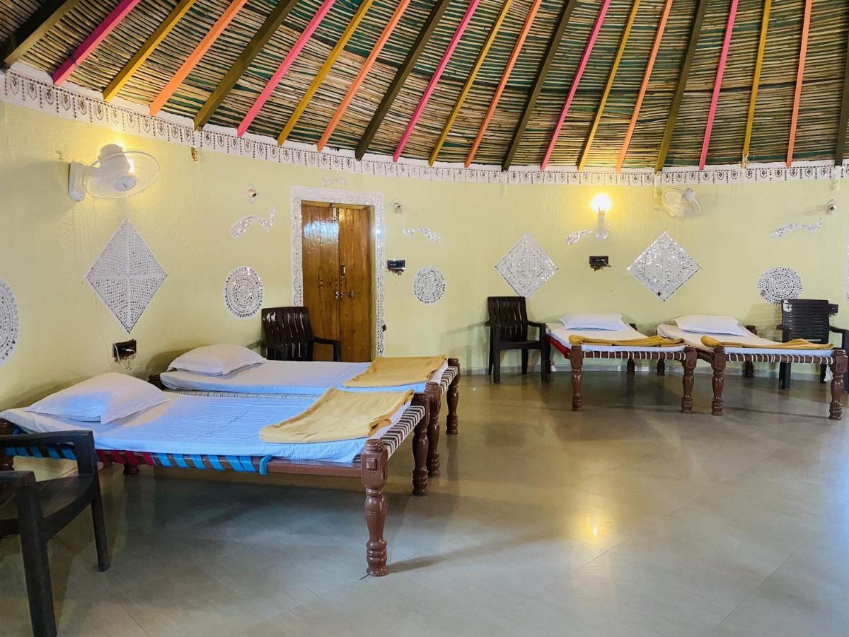 Santkrupa Villa Resort Nakhtrana Exteriör bild